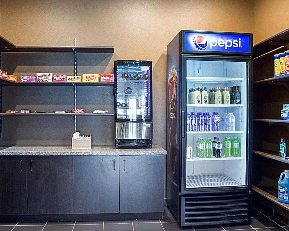 Quality Inn & Suites Minot North