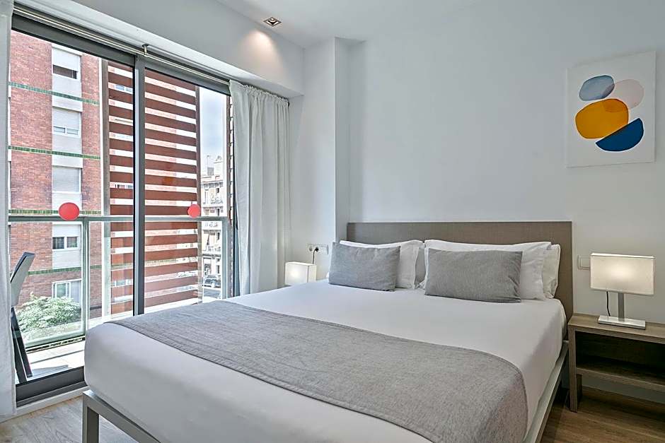 Lugaris Rambla Apartments