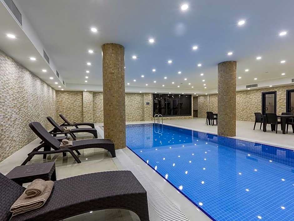 Shimall Hotel