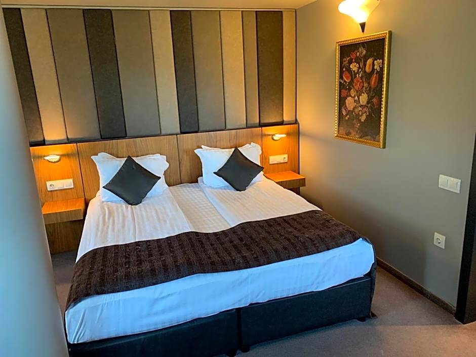 All Seasons Residence Design Hotel - Free parking