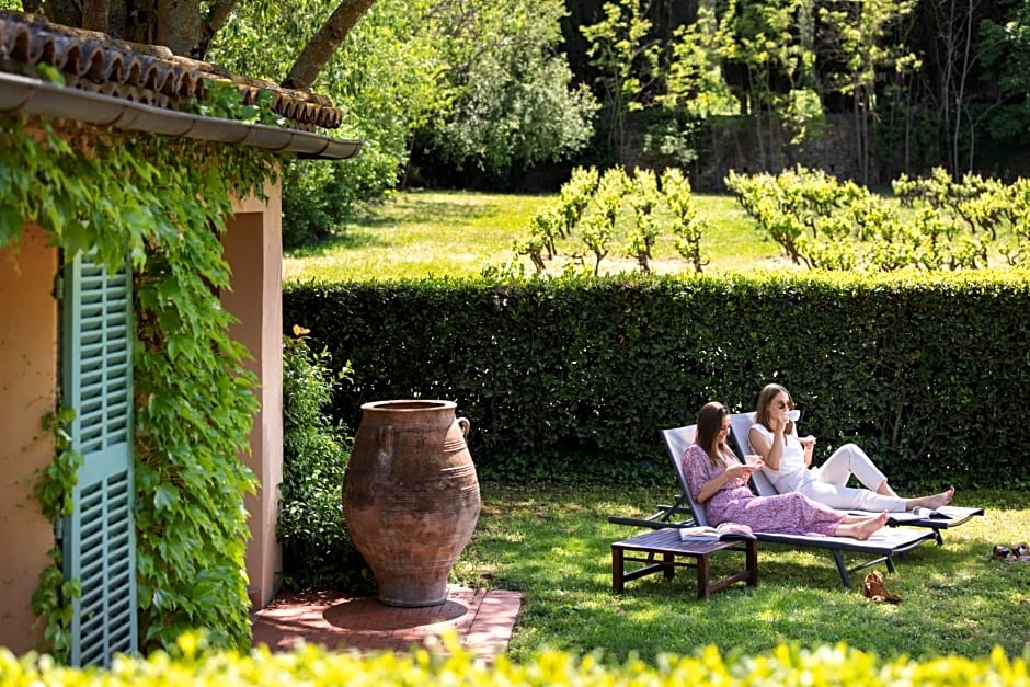 Hostellerie De L'abbaye De La Celle - Les Collectionneurs