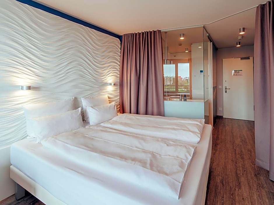 Zdjęcie 1 z 4 — Doppelzimmer seitlicher Meerblick