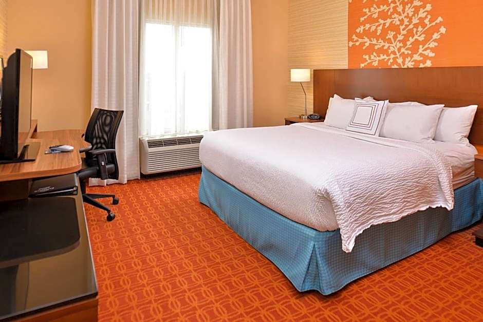 Fairfield Inn & Suites by Marriott Calhoun