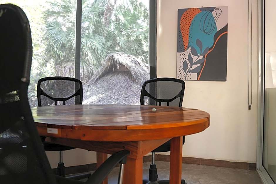 Selina Puerto Escondido