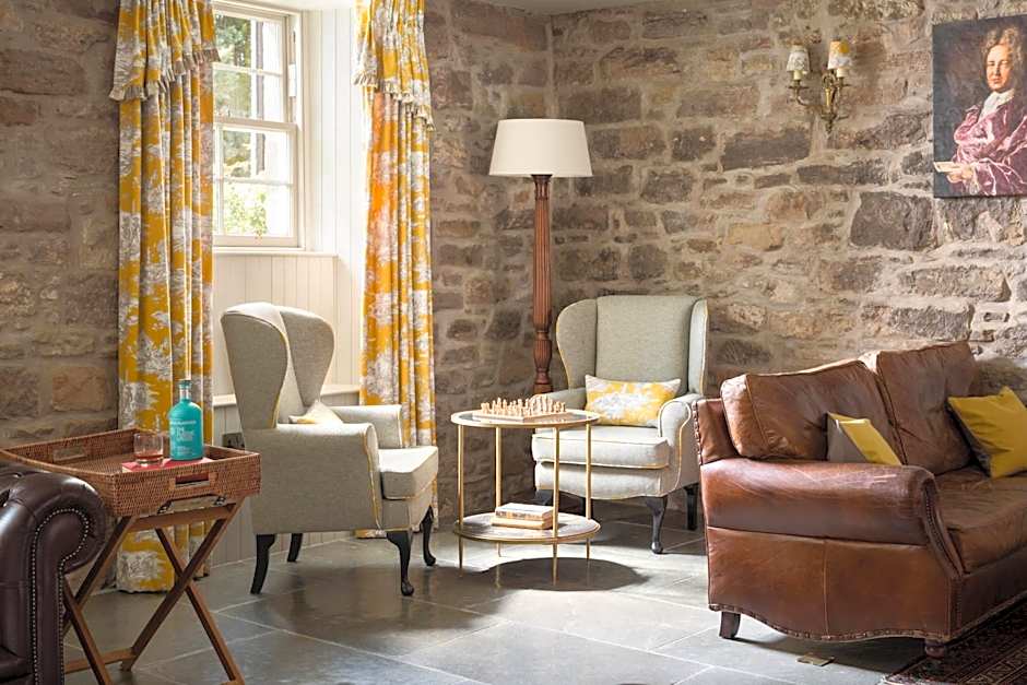 Meikleour Arms Hotel & Restaurant