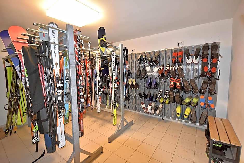 Bed & Breakfast Hostel Nives