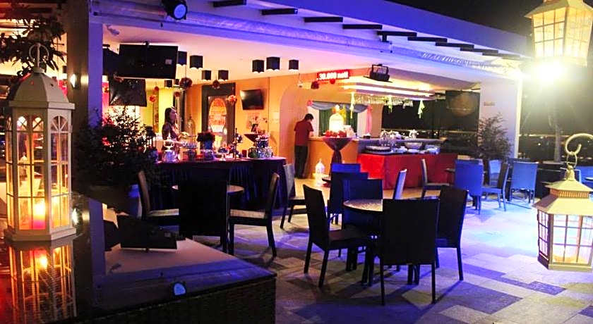 Biz Hotel Batam