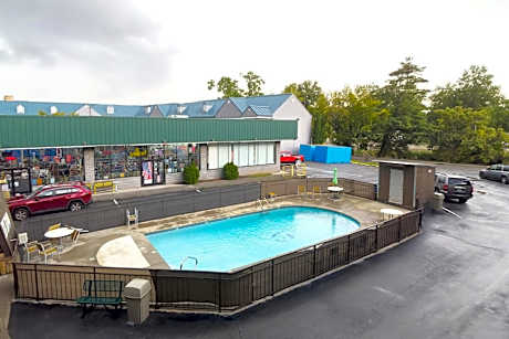 Tennessee Mountain Lodge Riverside by OYO