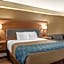 Econo Lodge Inn & Suites Downtown
