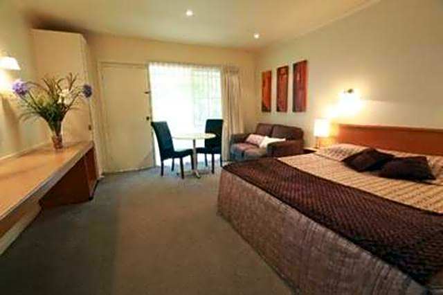 Mansfield Valley Motor Inn