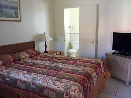Queen Room