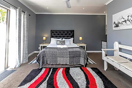 Deluxe Double Room with Kitchenette