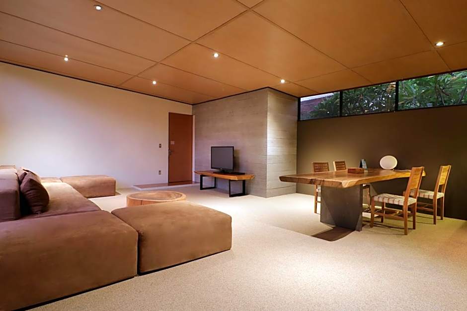 Clio Apartment