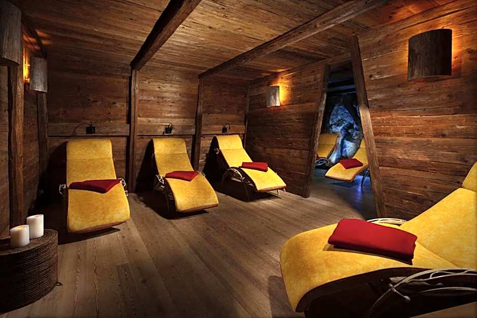 Alm- & Wellnesshotel Alpenhof