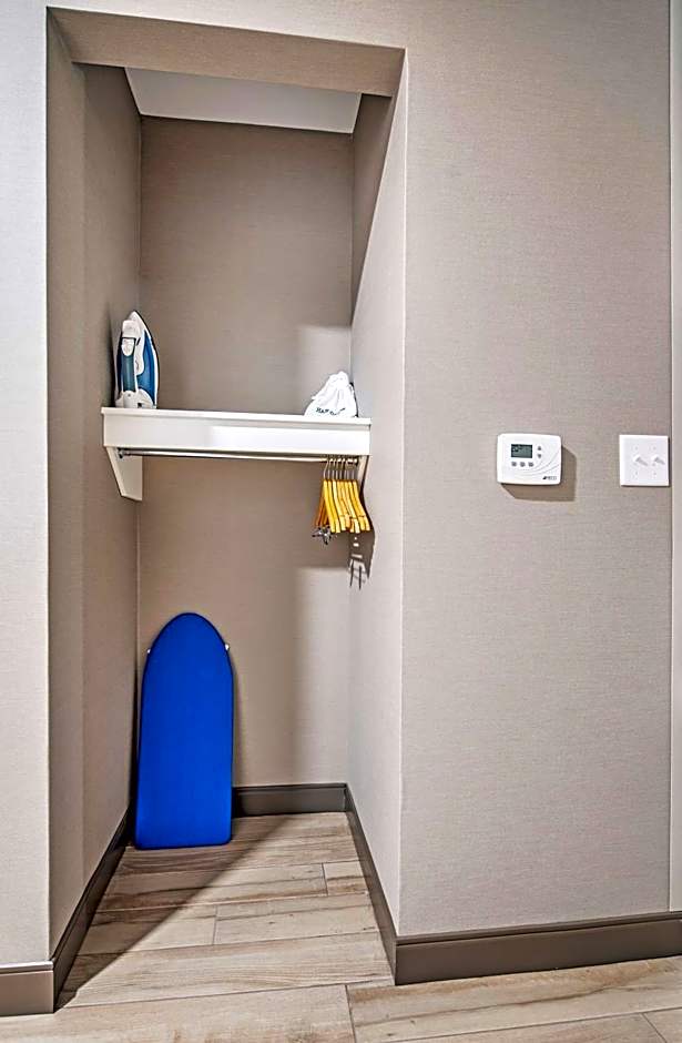 Hampton Inn by Hilton Ottawa