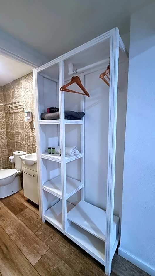 hostal olozaga