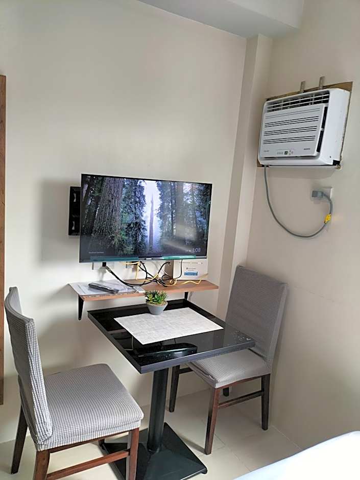 Cozy35 The Persimmon Studio, Near Airport, SM, Ayala, Cebu Business Park, Cebu IT Park