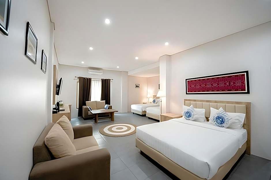 La Cecile Hotel and Cafe