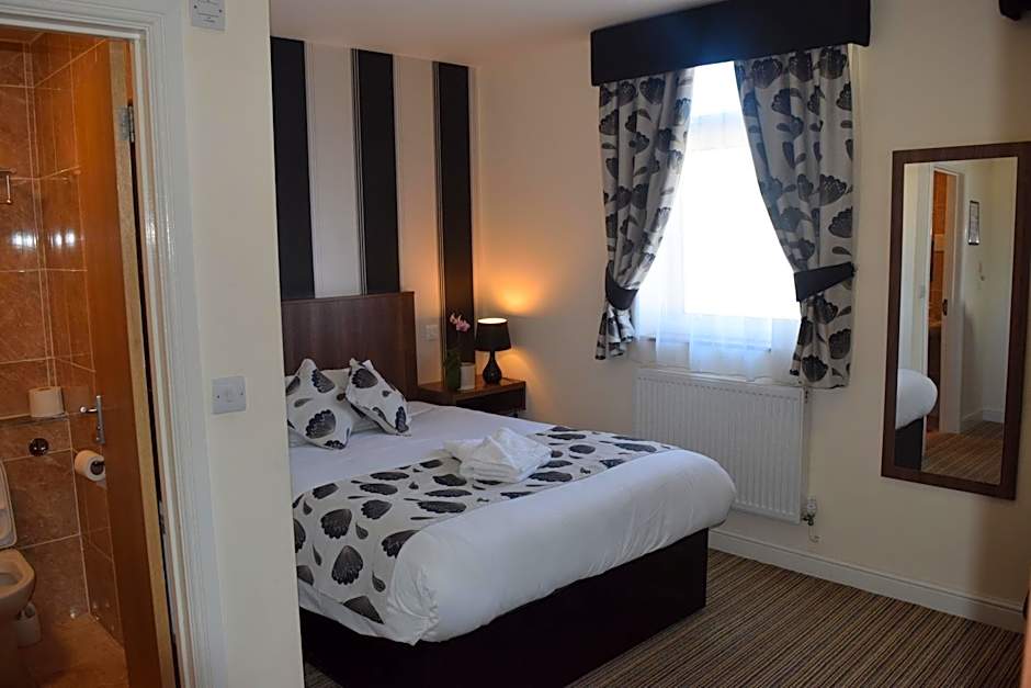 Star Anglia Hotel City Center by OYO