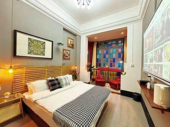 Yinian Hostel