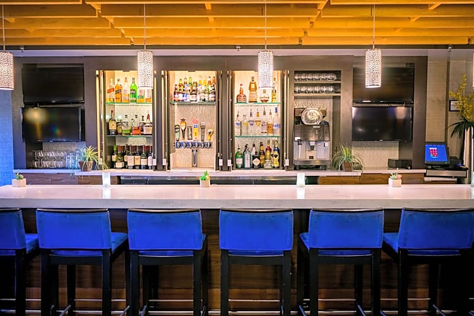 Courtyard by Marriott San Diego Central