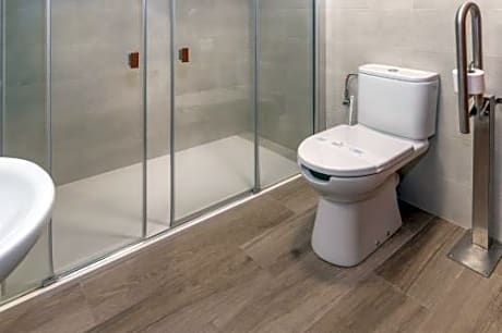 Double or Twin Room with Sea View and Balcony