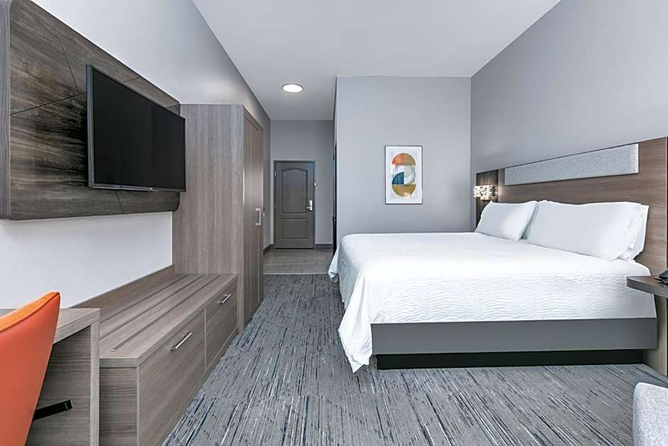 Holiday Inn Express Hotel & Suites Marshall By IHG