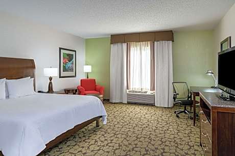 1 King Large Mobility/Hearing Acc Rollin Shwr