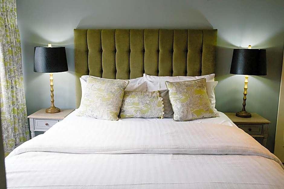 Prince of Wales - Townhouse