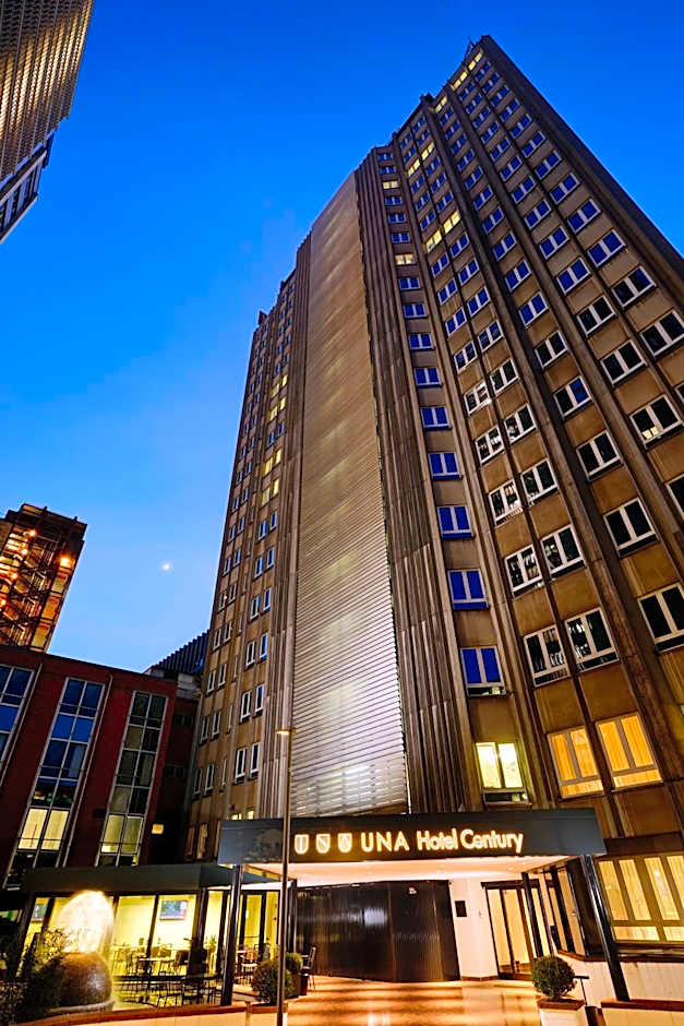 Una Hotel Century