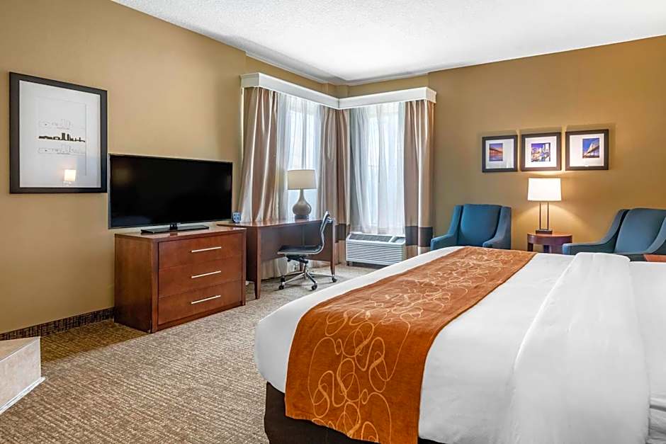 Comfort Suites Baymeadows Near Butler Blvd