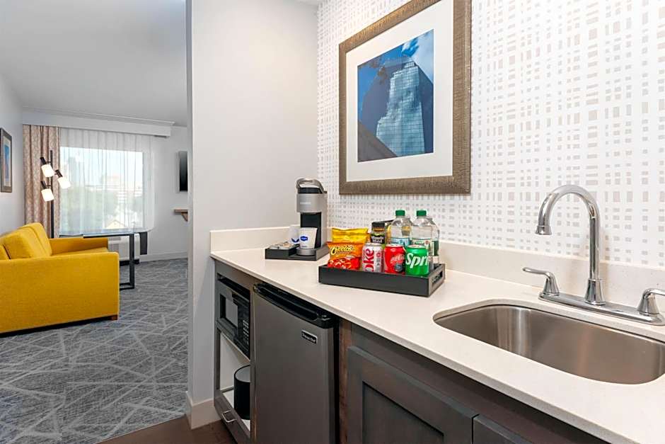 Hampton Inn & Suites Springfield Downtown