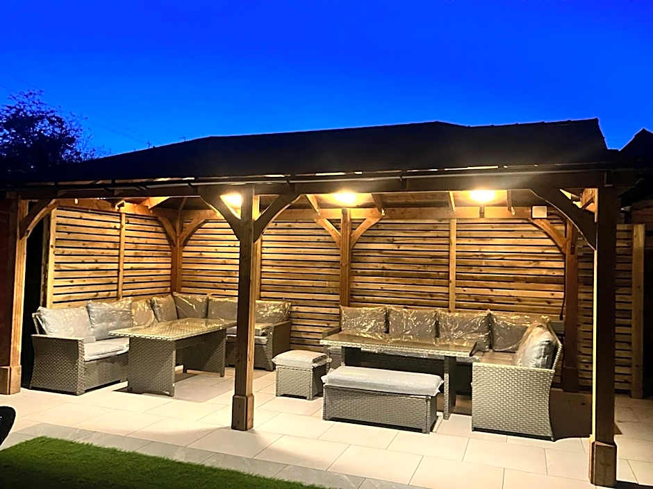 Hedley House Hotel & Apartments