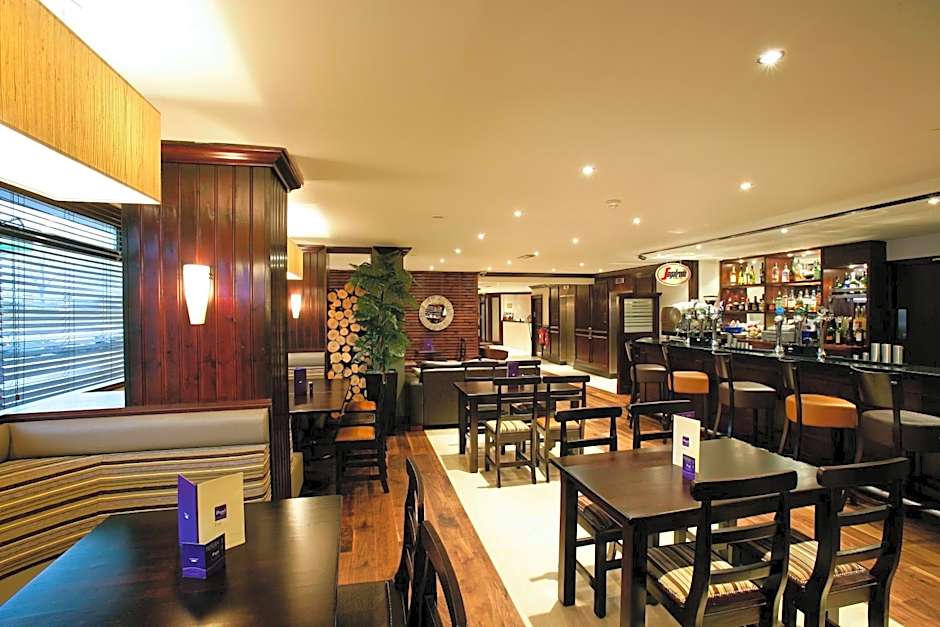 Leonardo Inn Glasgow West End