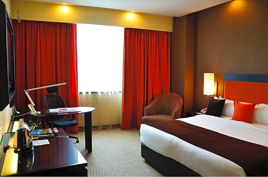 Hock Lee Hotel & Residences