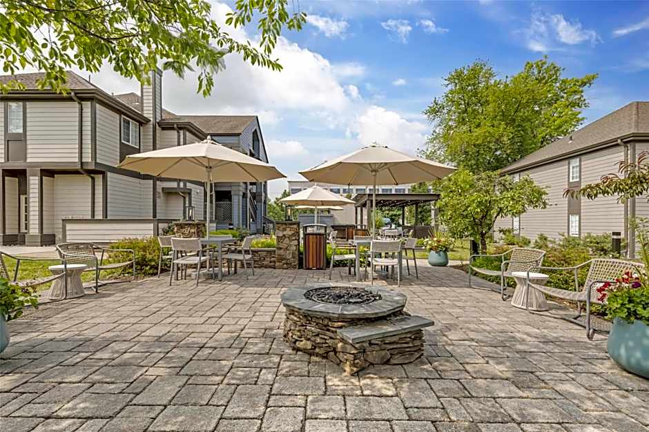 Sonesta ES Suites Dulles Airport