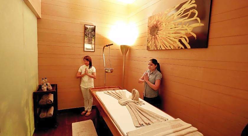 Radisson Hotel Gurugram Sohna Road City Center