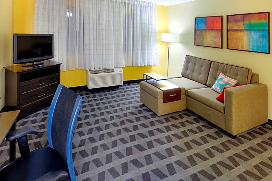 Photo 1 of 5 of 1 Bedroom Sofabed Suite