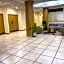 Golden Green Hotel by OYO Charlotte