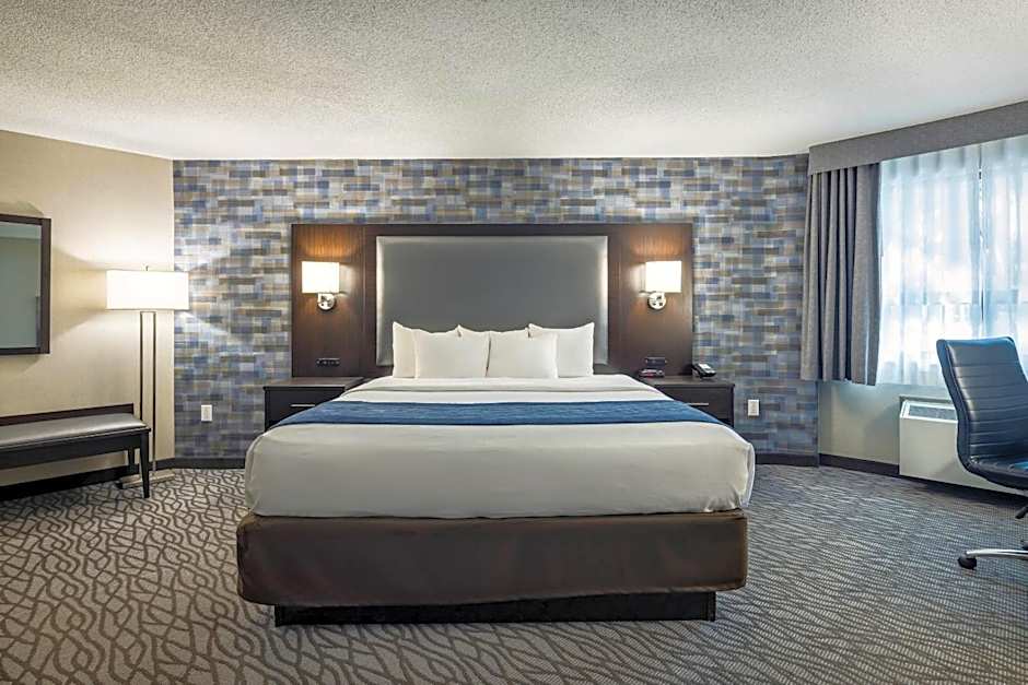 Comfort Inn Montreal Aeroport