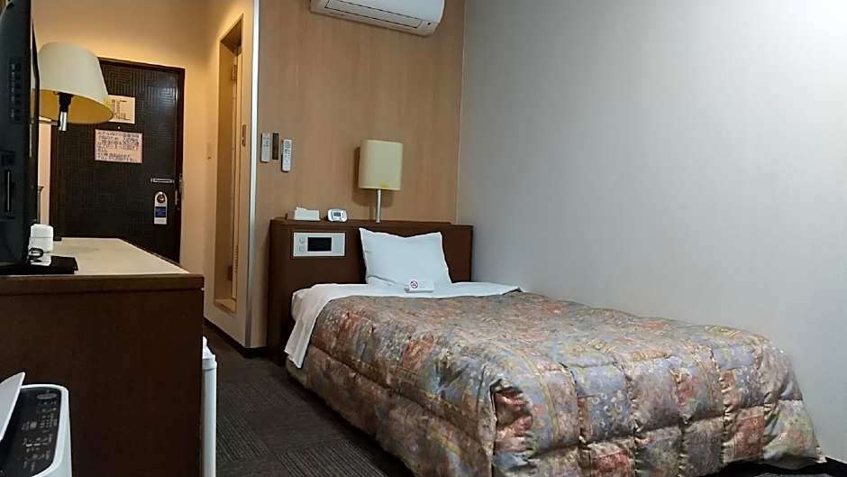 Leo Plaza Hotel