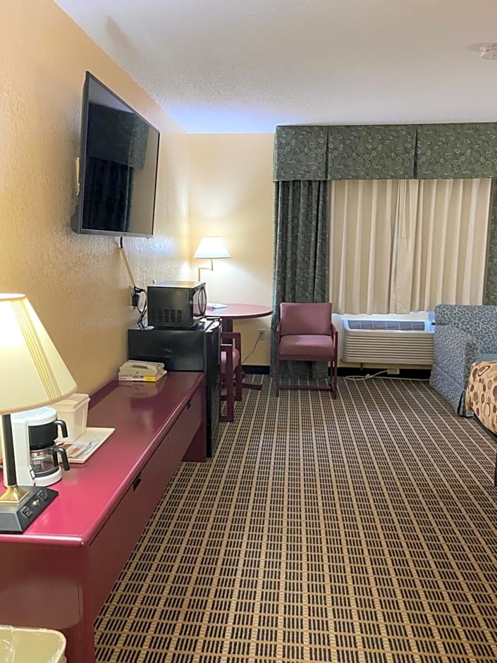 America's Stay Inn Stewartville