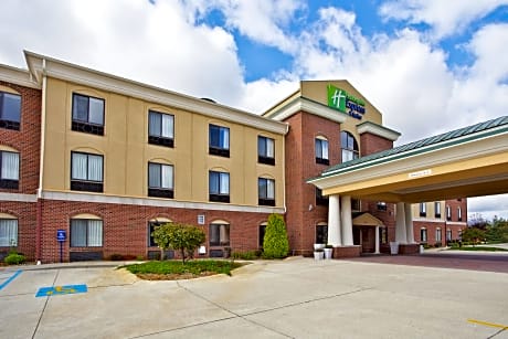 Holiday Inn Express Hotel & Suites Goshen By IHG