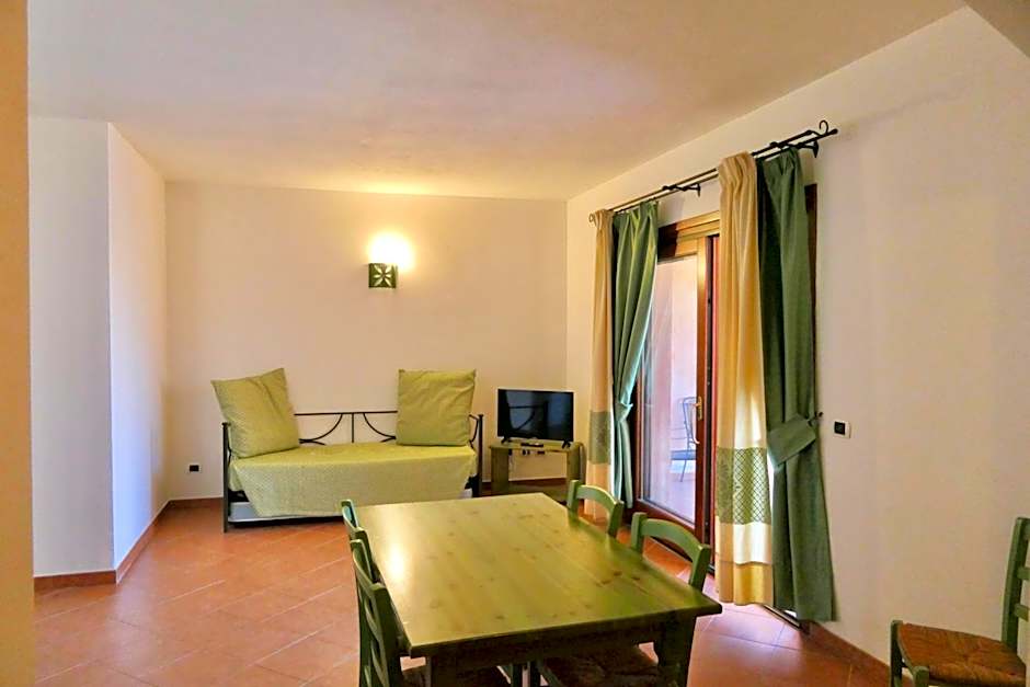 Residence with private beach in Marinella