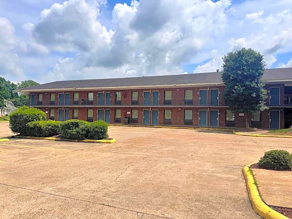 Delta Inn West Helena US 49 AR