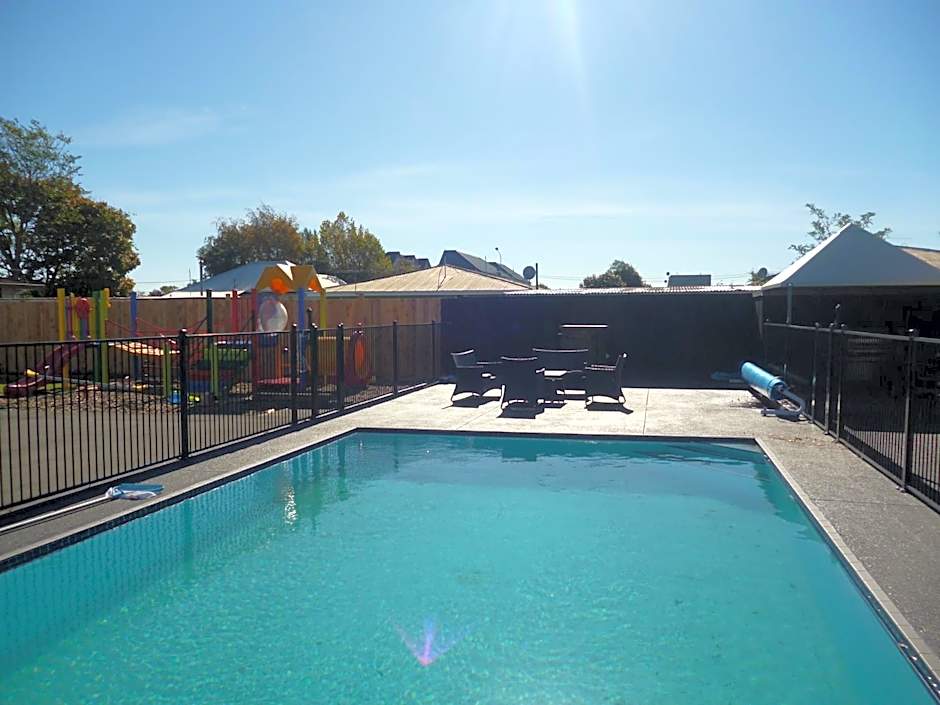 Cashel Court Motel