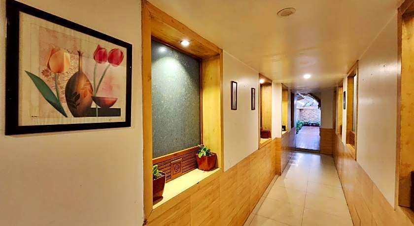 Hotel Surya