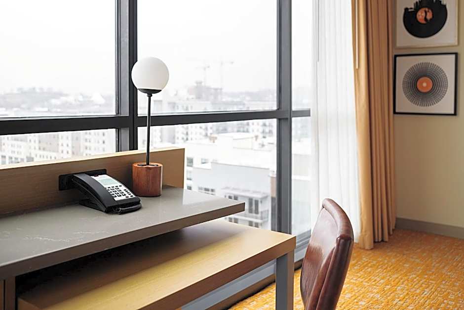 Photo 1 of 8 of Premium 2 Queen Beds, City View