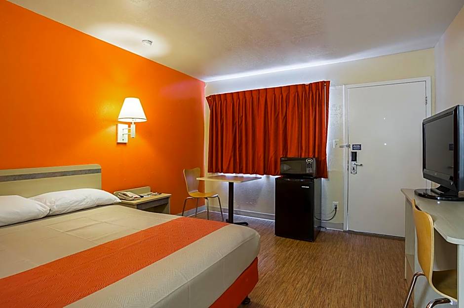 Motel 6-Holbrook, AZ