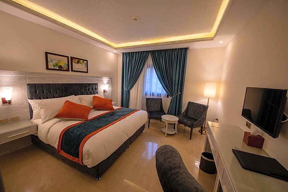 Petra Canyon Hotel